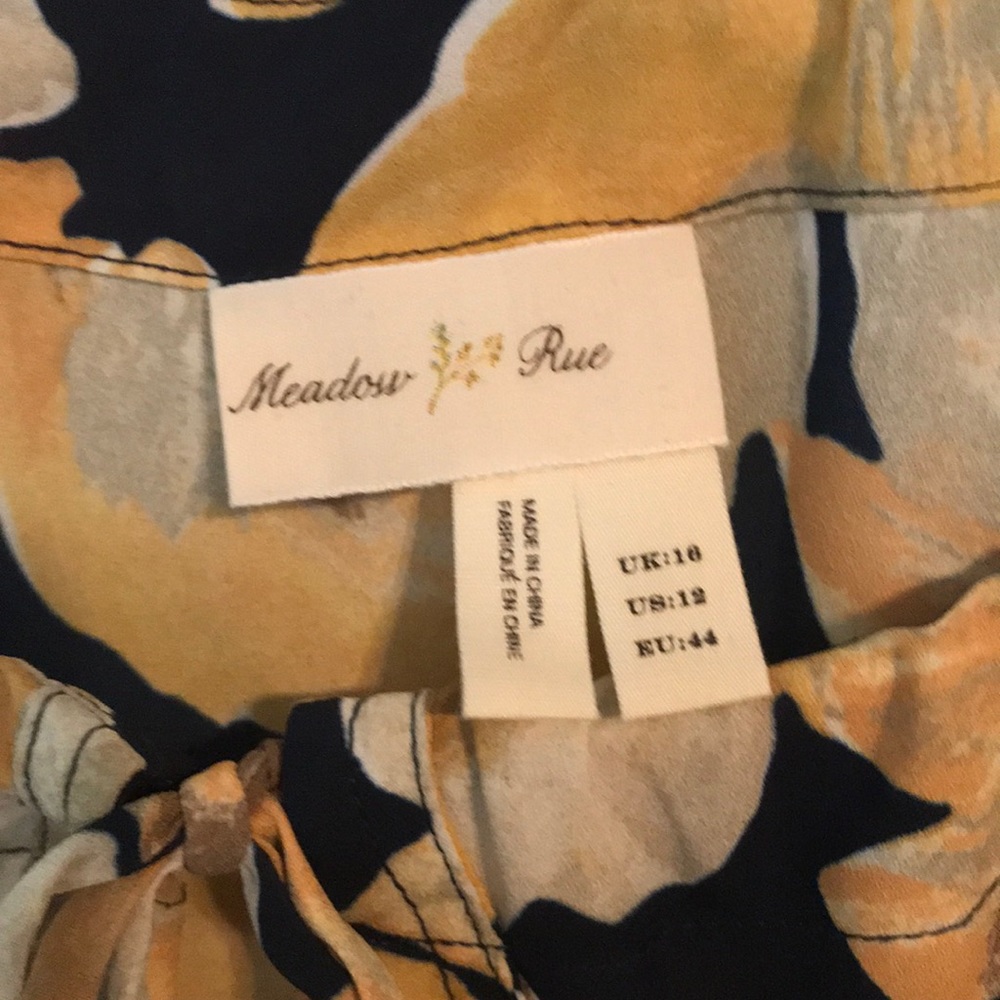 Anthropologie yellow & navy leaf blouse - size 12 - Picture 2 of 4